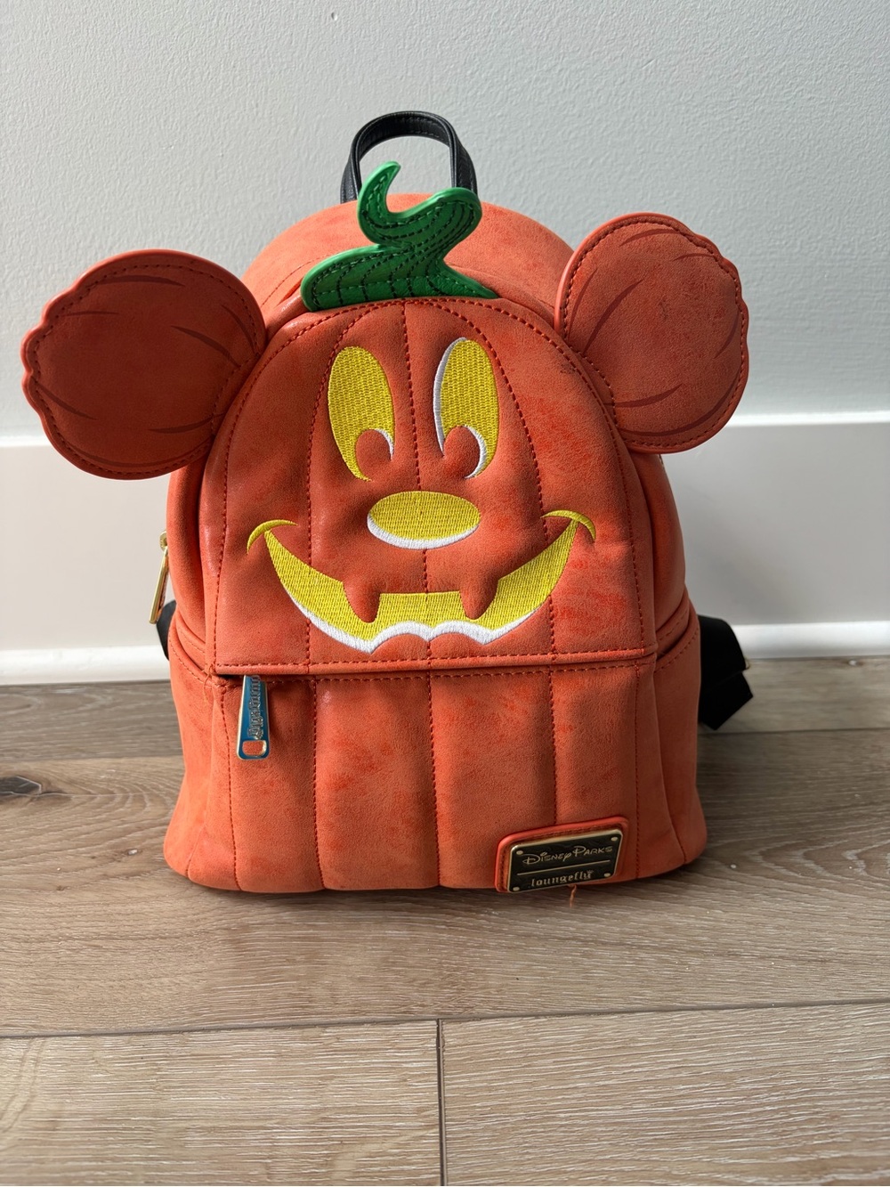 Disney Mickey Jack O Lantern Loungefly Mini Backpack (Read) - Picture 1 of 6